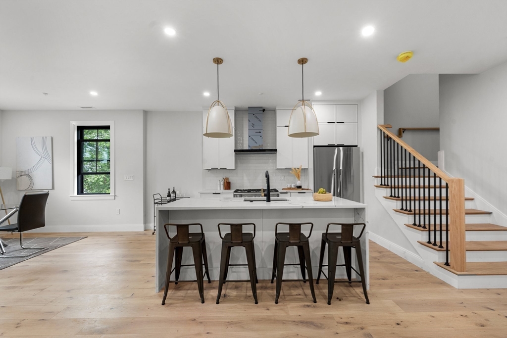 130 Cushing Street 4