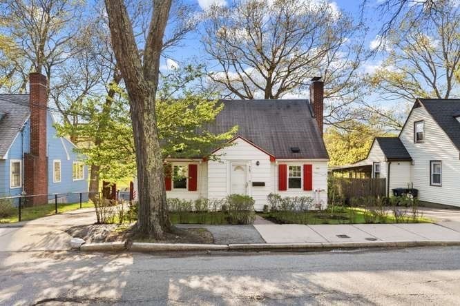 567 Poplar St, Boston, MA Photo #1