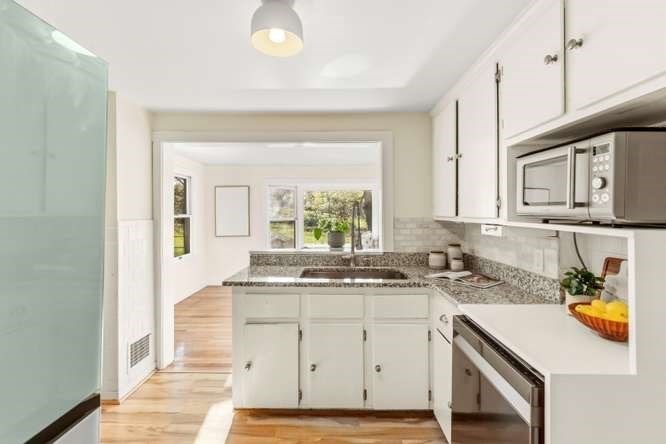 567 Poplar St, Boston, MA Photo #11