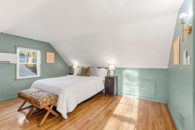 567 Poplar St, Boston, MA Photo #25