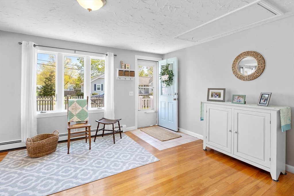 109 Donald Rd