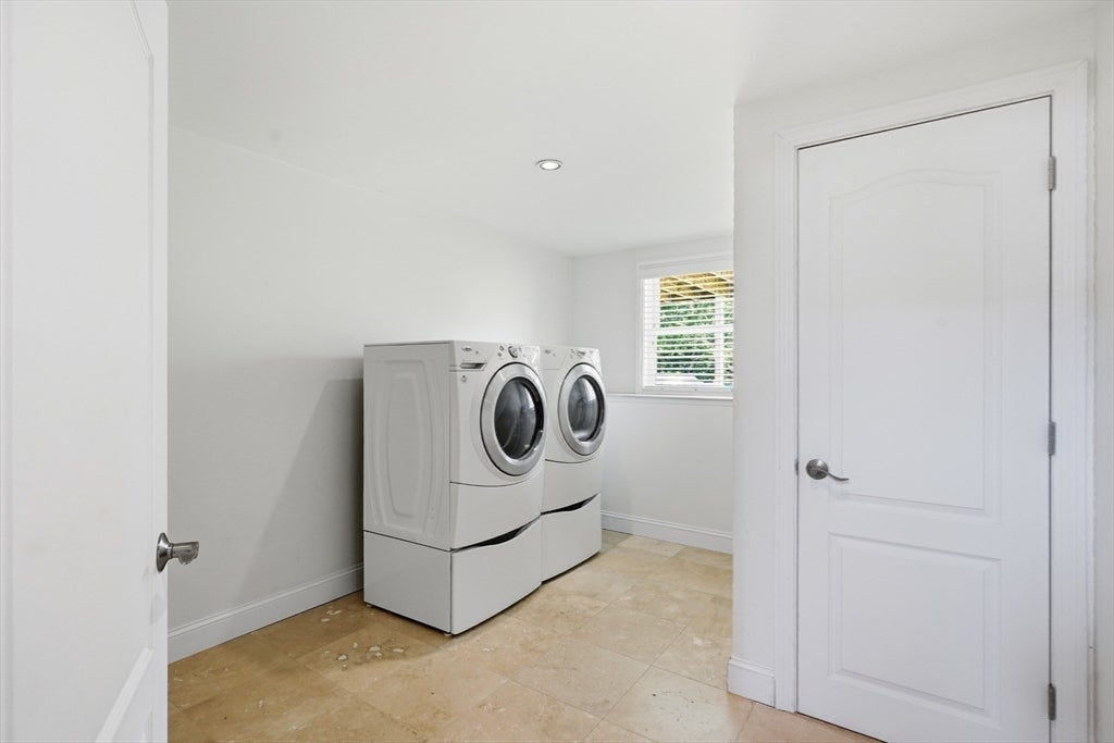 1566 Victory Hwy, North Smithfield, RI, 1566 Victory Hwy, North Smithfield, RI Photo #21