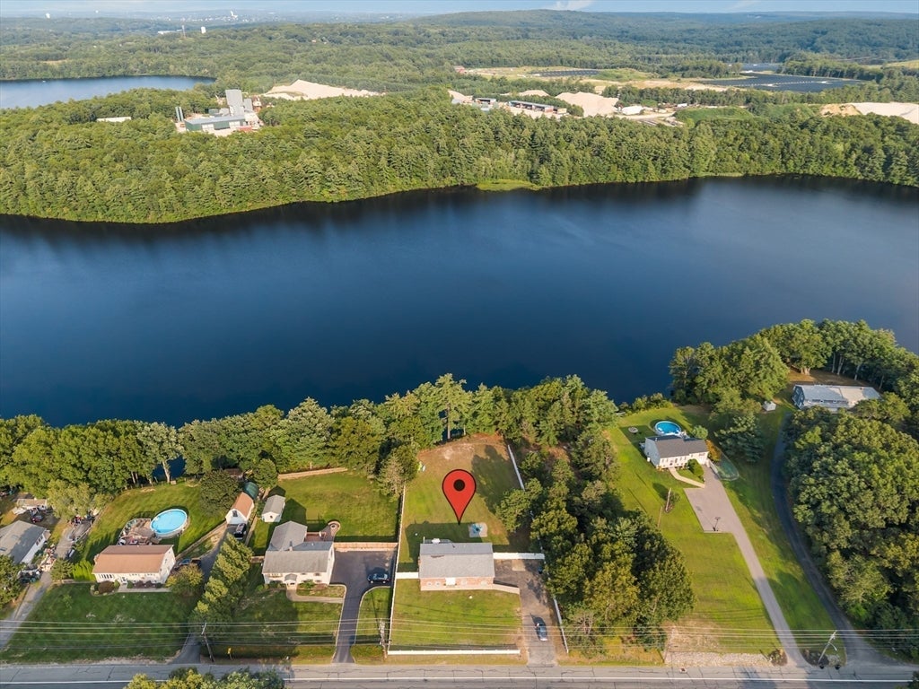 1566 Victory Hwy, North Smithfield, RI, 1566 Victory Hwy, North Smithfield, RI Photo #4