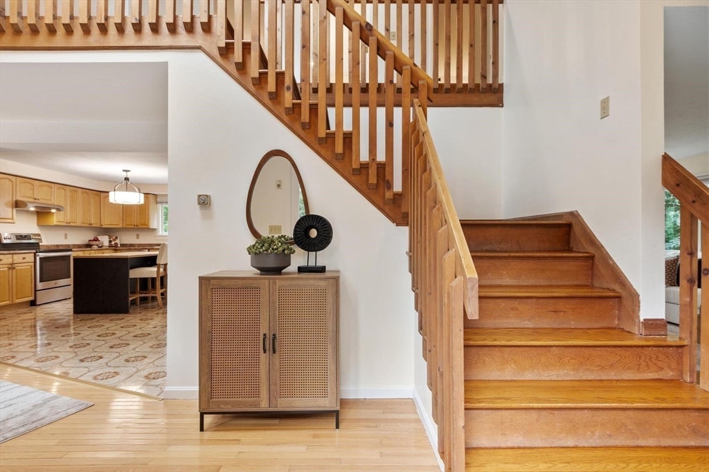 1 Heather Hill Road, Acton, MA, 1 Heather Hill Road, Acton, MA Photo #5