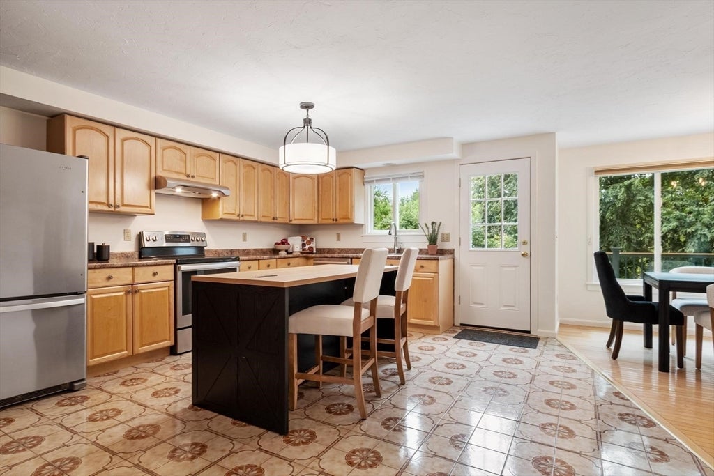 1 Heather Hill Road, Acton, MA, 1 Heather Hill Road, Acton, MA Photo #7