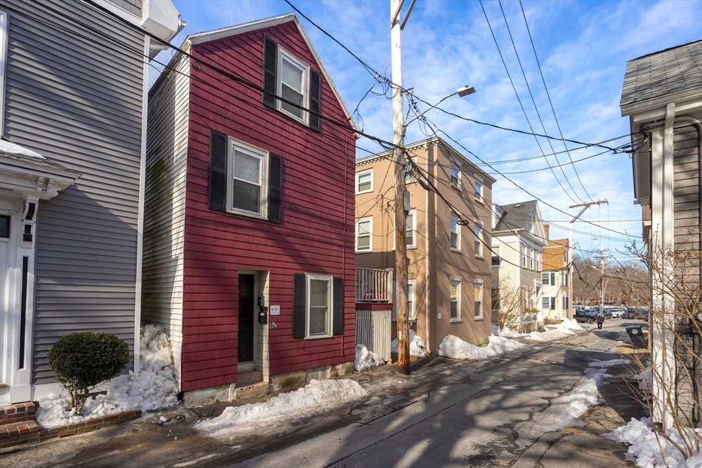 8-8.5 Herbert Street