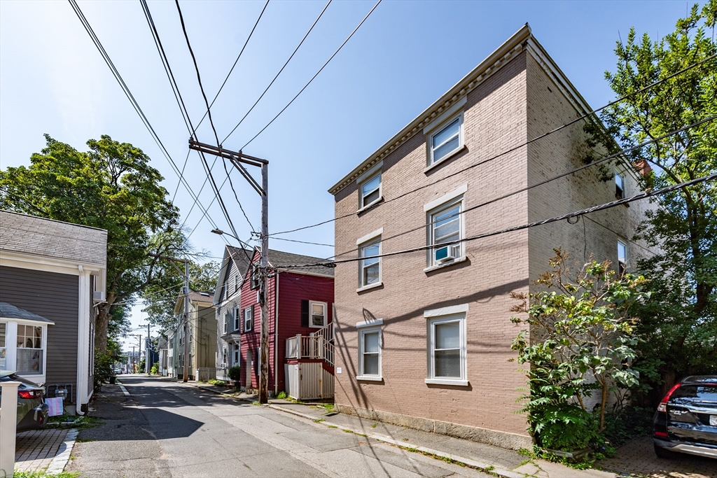 8-8.5 Herbert Street