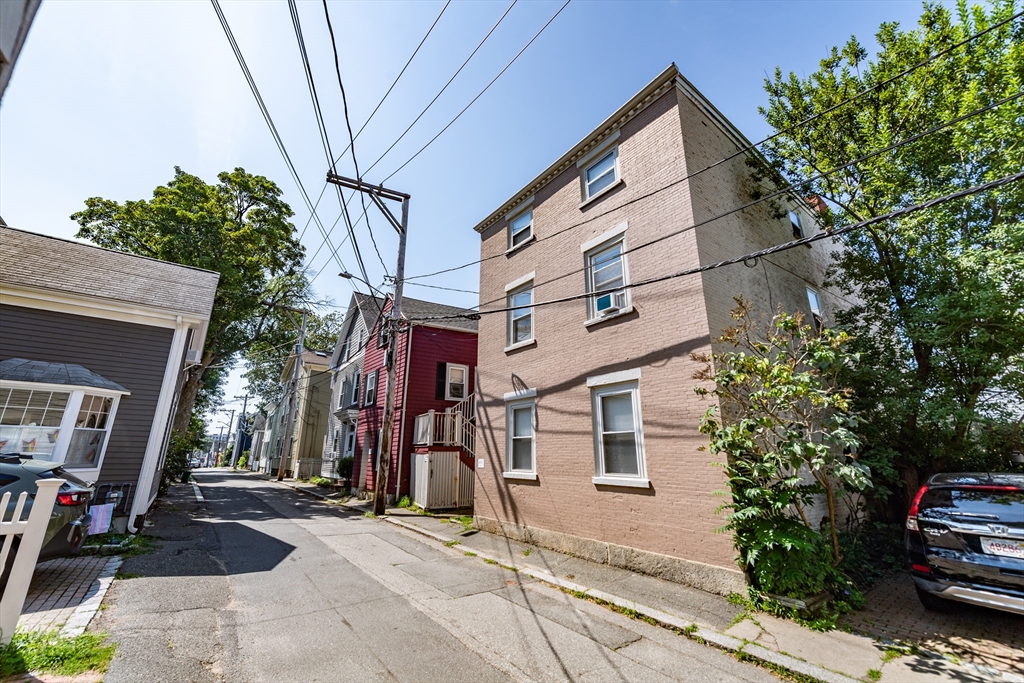 8-8.5 Herbert Street