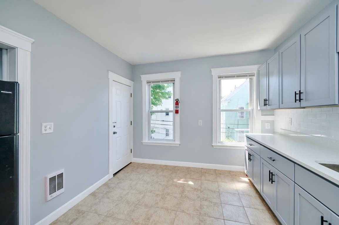 35 Lonsdale ST #2, Boston, MA, 35 Lonsdale ST #2, Boston, MA Photo #3