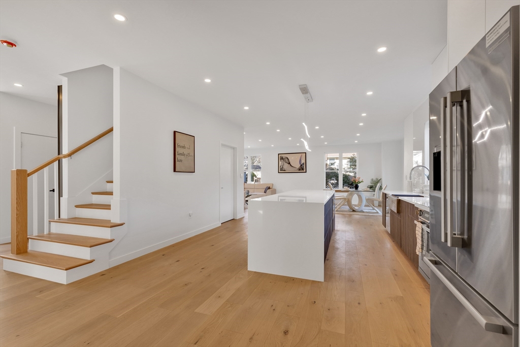 239 Mountain Ave