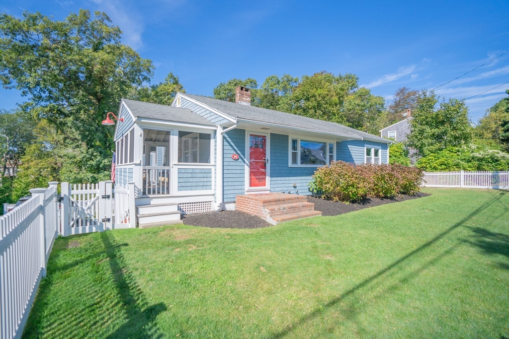 94 Manomet Avenue