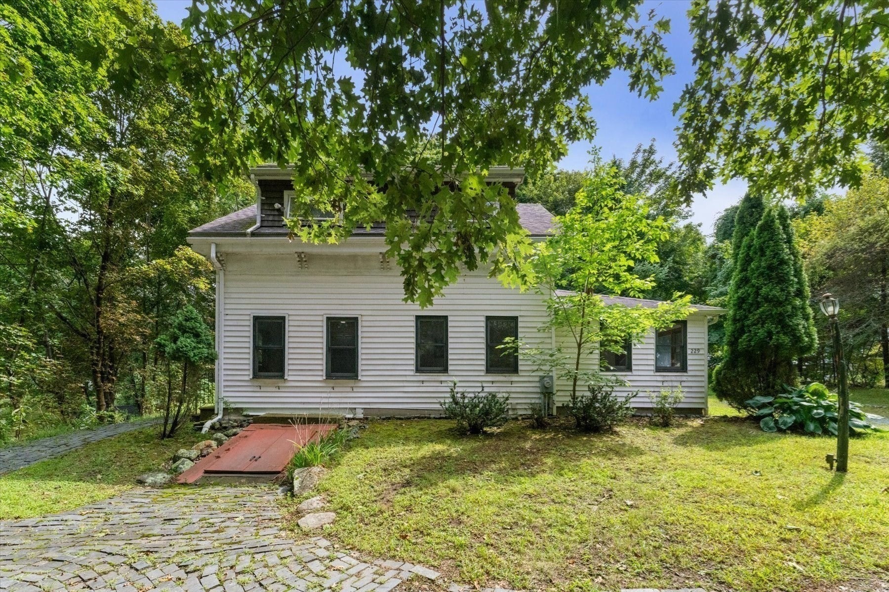 229 Bent St, Franklin, MA, 229 Bent St, Franklin, MA Photo #34