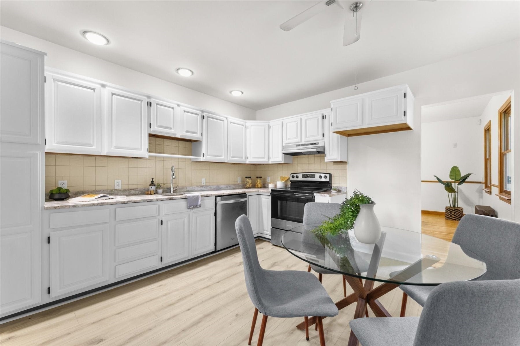 229 Bent St, Franklin, MA, 229 Bent St, Franklin, MA Photo #8
