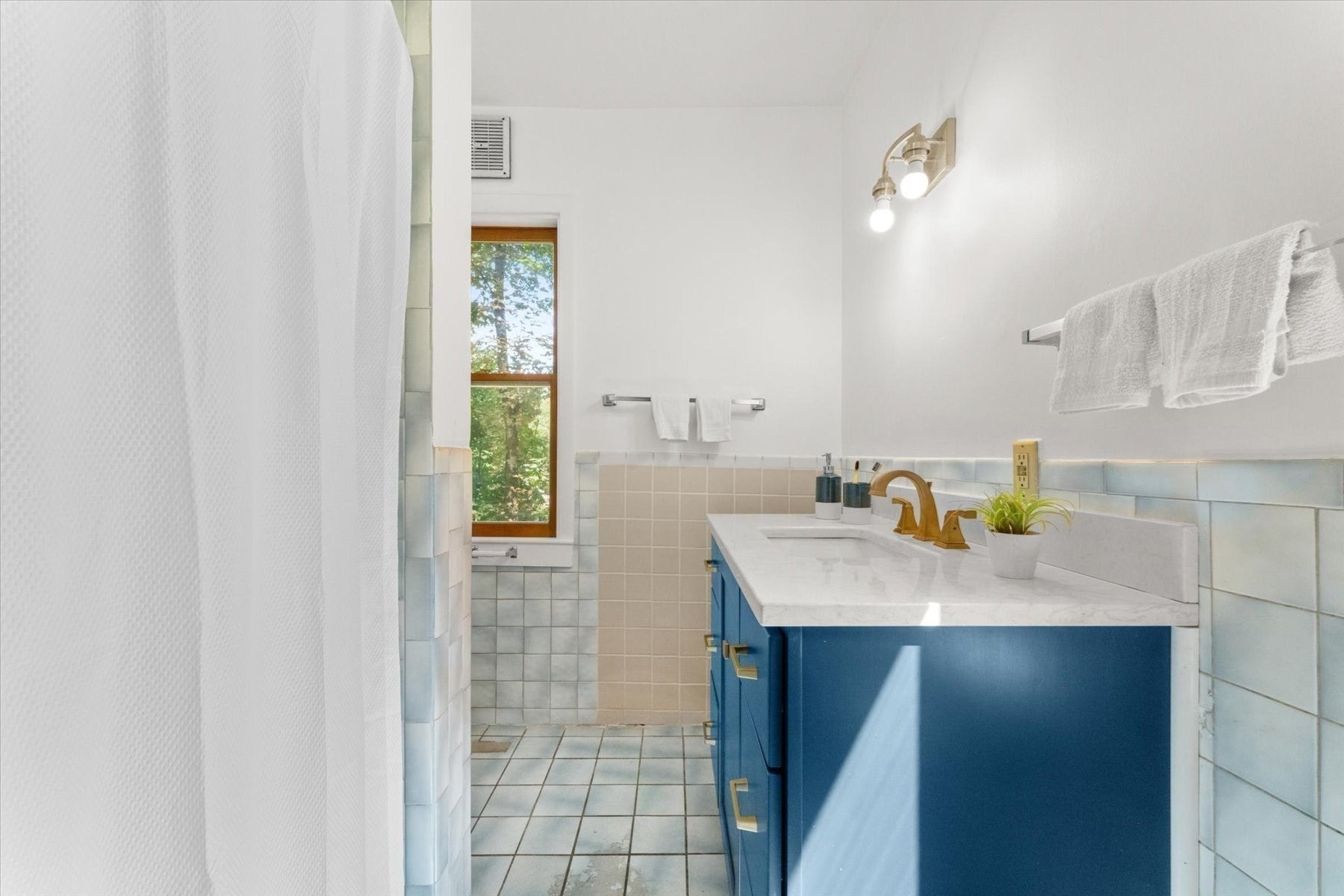 229 Bent St, Franklin, MA, 229 Bent St, Franklin, MA Photo #15