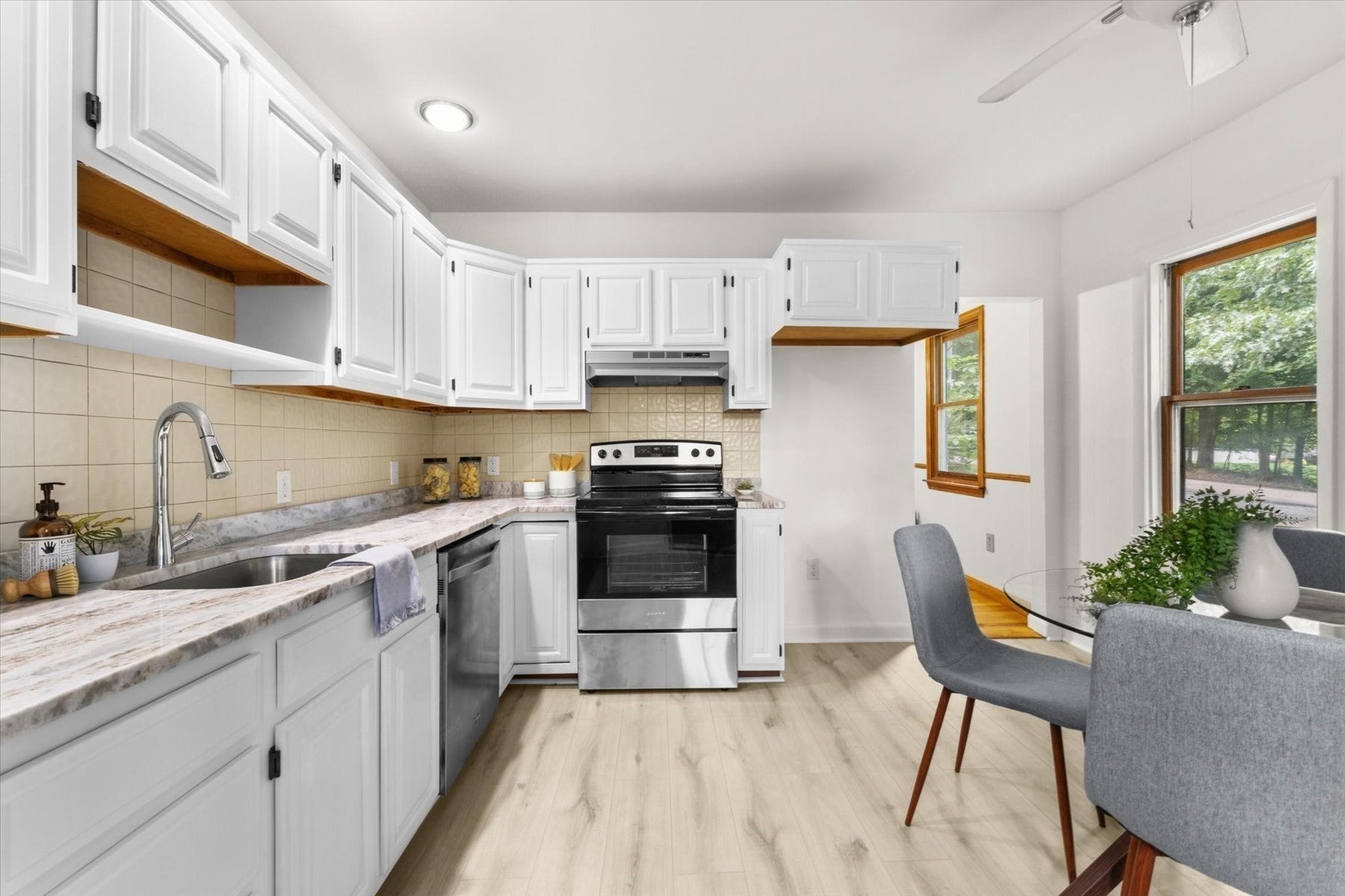 229 Bent St, Franklin, MA, 229 Bent St, Franklin, MA Photo #9