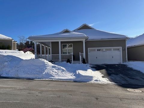 Photo of 61 Spring Hill Dr #61, Uxbridge, MA 01569 (MLS # 73475598)