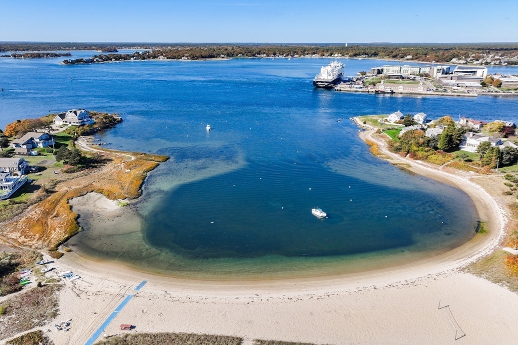 43 Sea Breeze Dr
