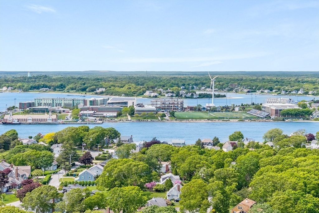 43 Sea Breeze Dr