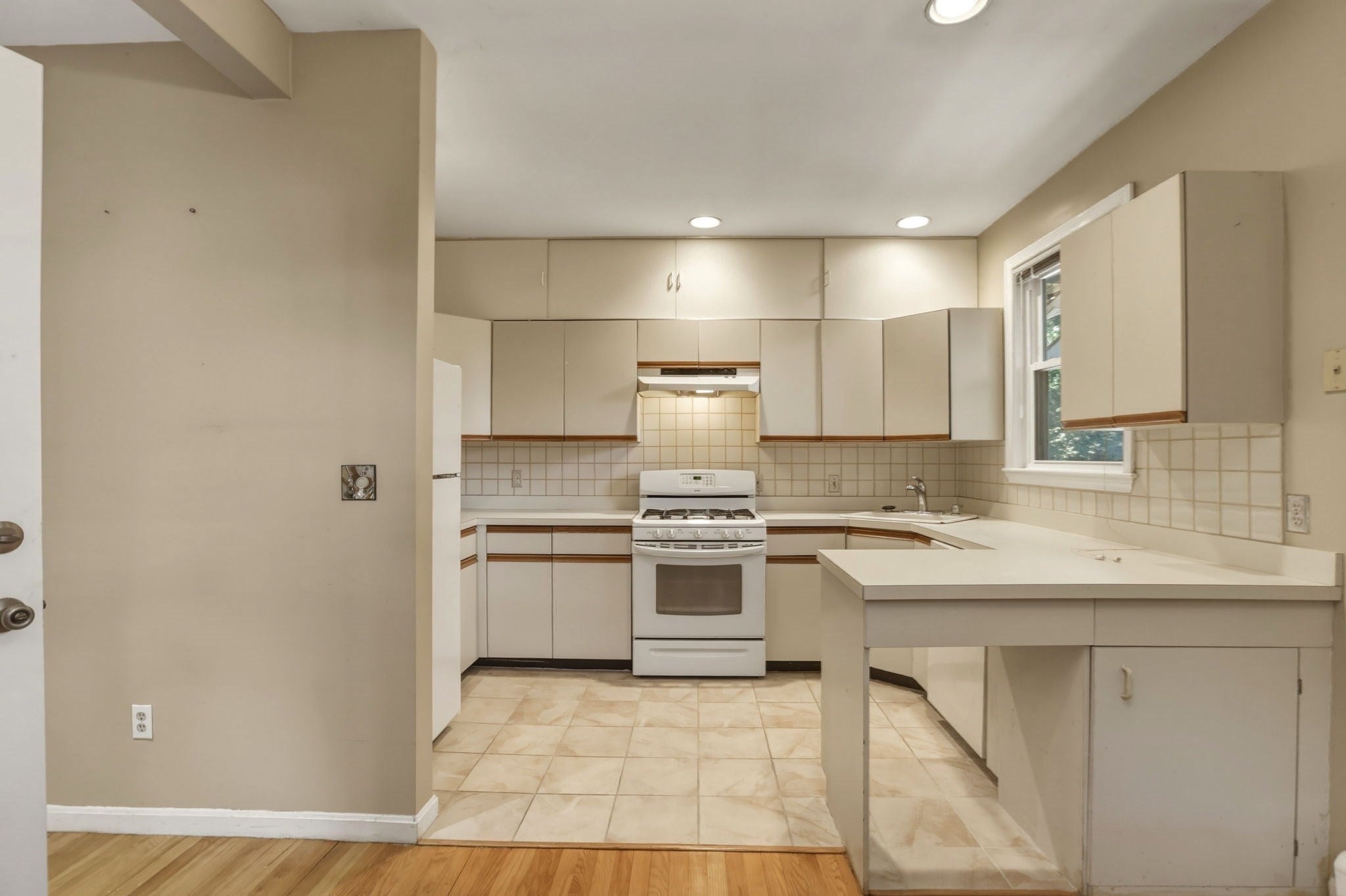 127 Kilsyth Rd #3, Boston, MA, 127 Kilsyth Rd #3, Boston, MA Photo #10