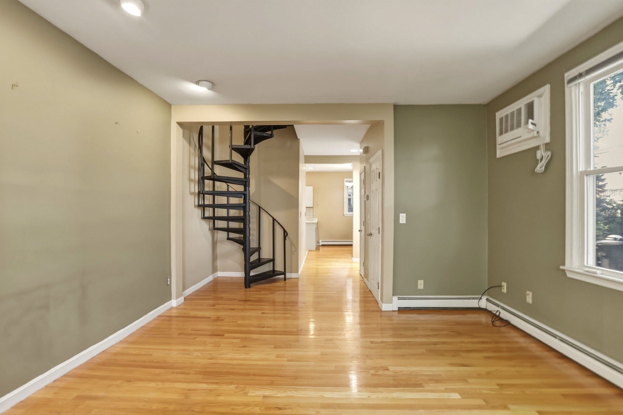 127 Kilsyth Rd #3, Boston, MA, 127 Kilsyth Rd #3, Boston, MA Photo #3