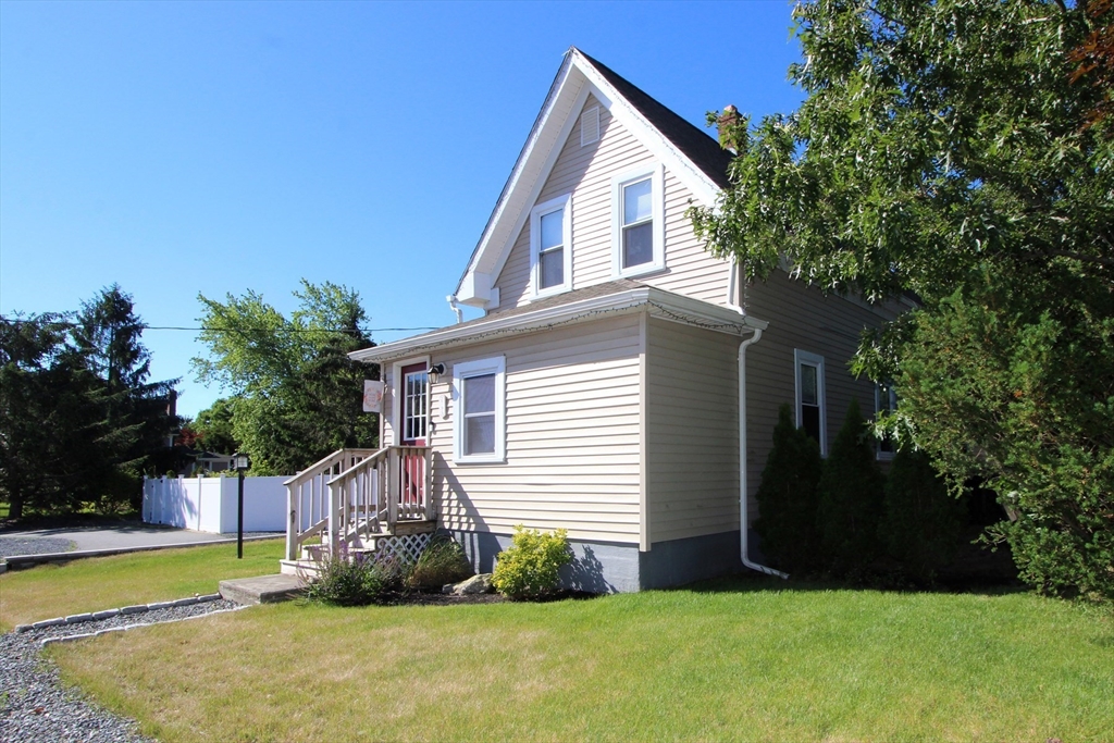2795 Cranberry Hwy