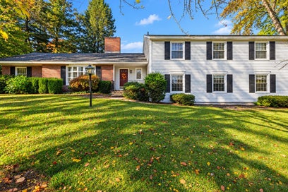 15 Juniper Rd Fitchburg MA 01420