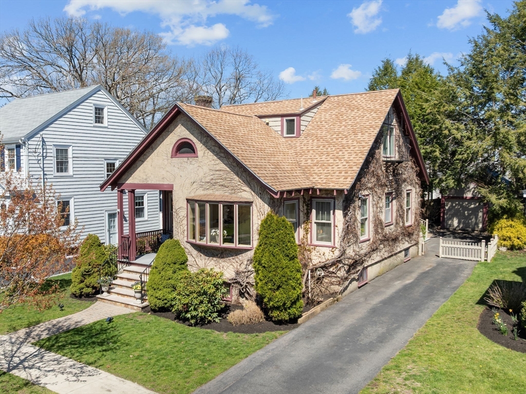 18 Glendale Ave