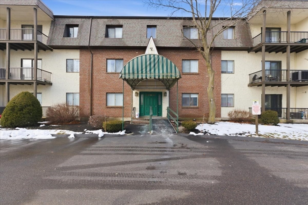 232 Canton St 308, Randolph MA 02368