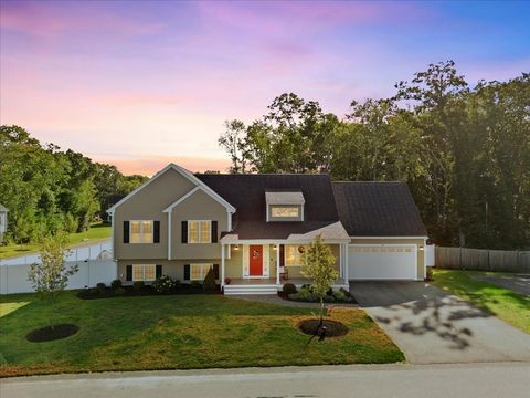 31 Lee Ave Whitman MA 02382