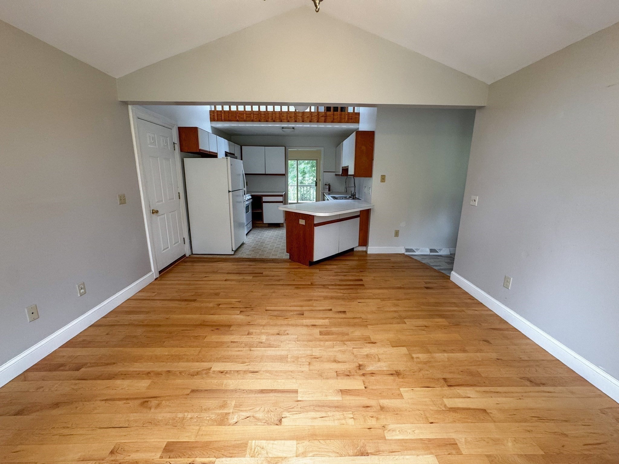 105-107 North Valley Rd, Pelham, MA, 105-107 North Valley Rd, Pelham, MA Photo #6