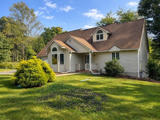 105 N VALLEY RD # 107, PELHAM, MA 01002 - Image 6ebf00a0d1e469c8f46cd8e713bfeec2/1485208331