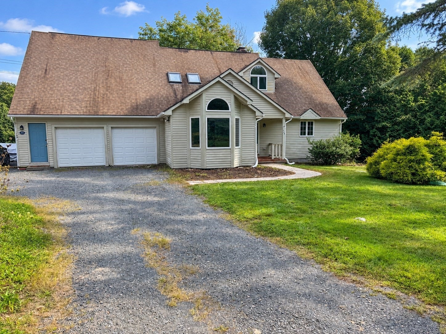 105-107 North Valley Rd, Pelham, MA, 105-107 North Valley Rd, Pelham, MA Photo #2