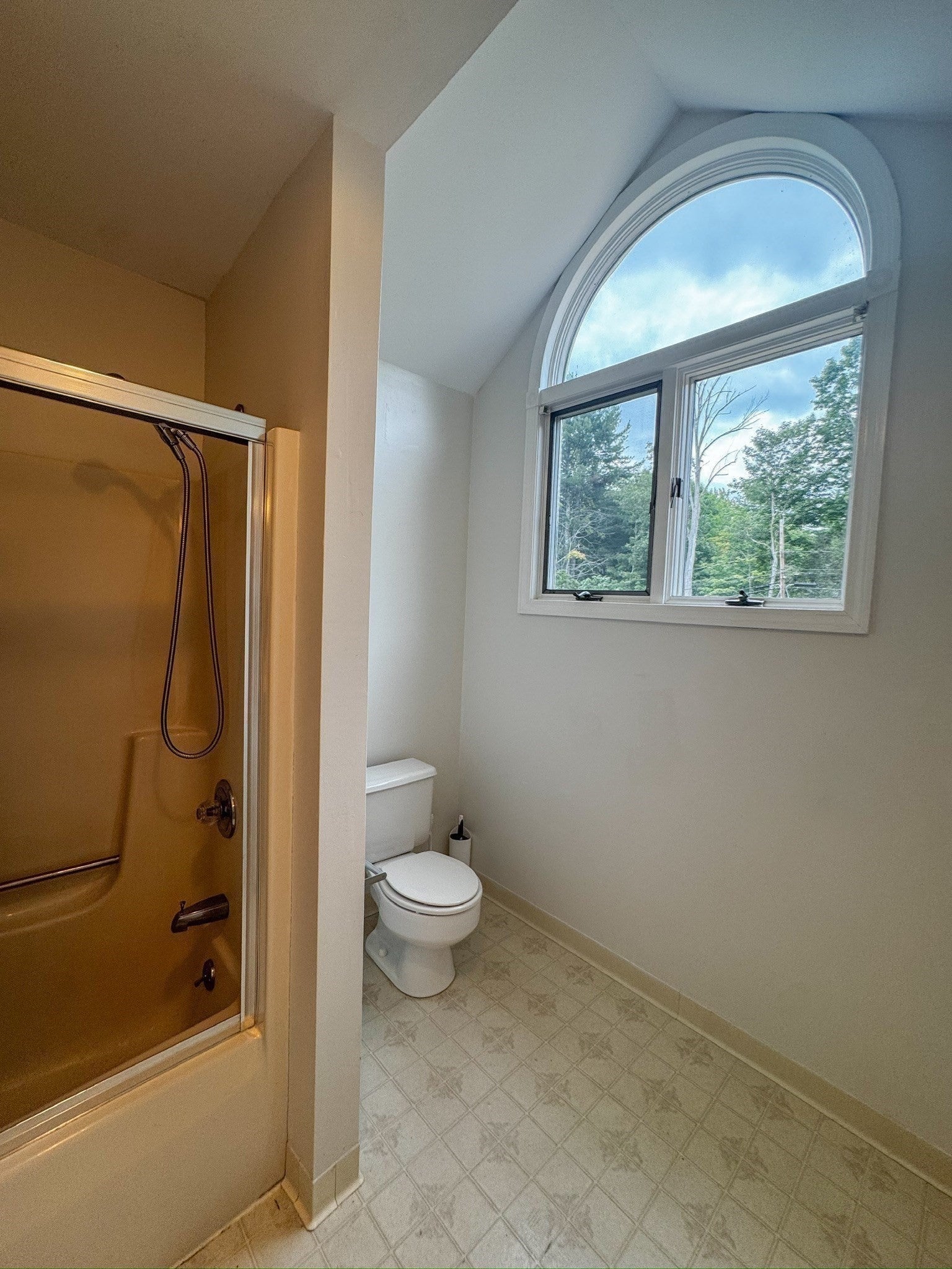105-107 North Valley Rd, Pelham, MA, 105-107 North Valley Rd, Pelham, MA Photo #25