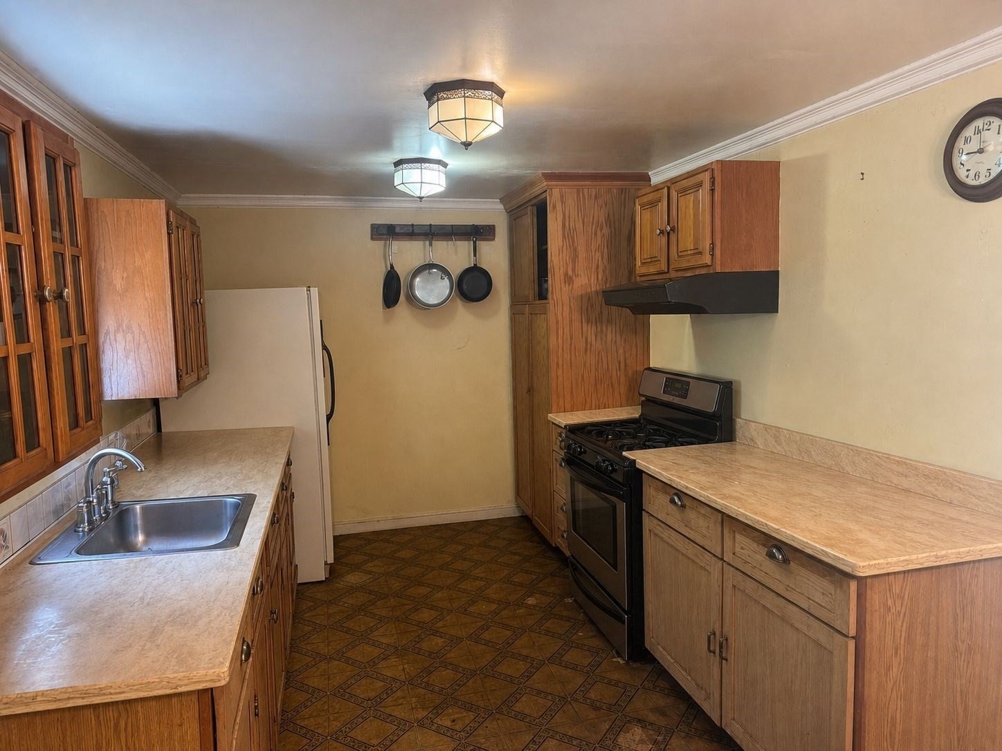 11 Bayberry Ln