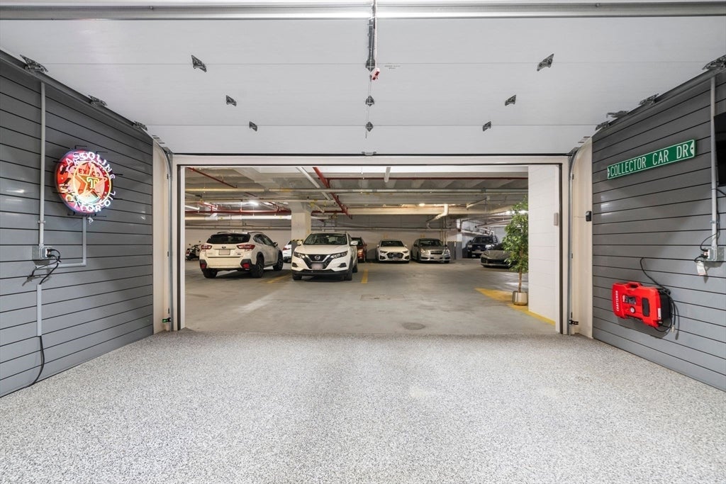 12 Stoneholm ST Pk:3, Boston MA 02115