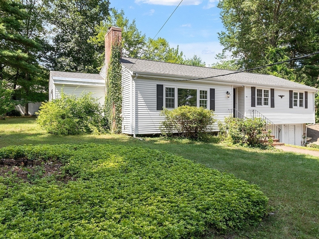 18 Oakwood Road