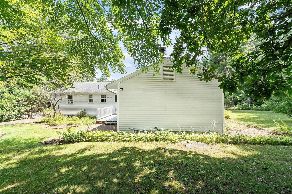 18 Oakwood Road
