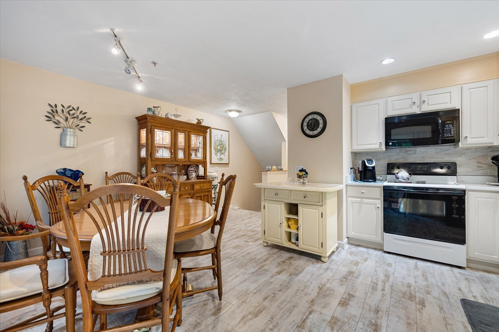 63 Shrine Ave 1