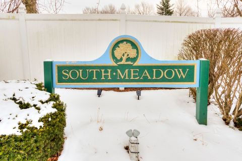 65 Brookdale Cir 65 Shrewsbury MA 01545