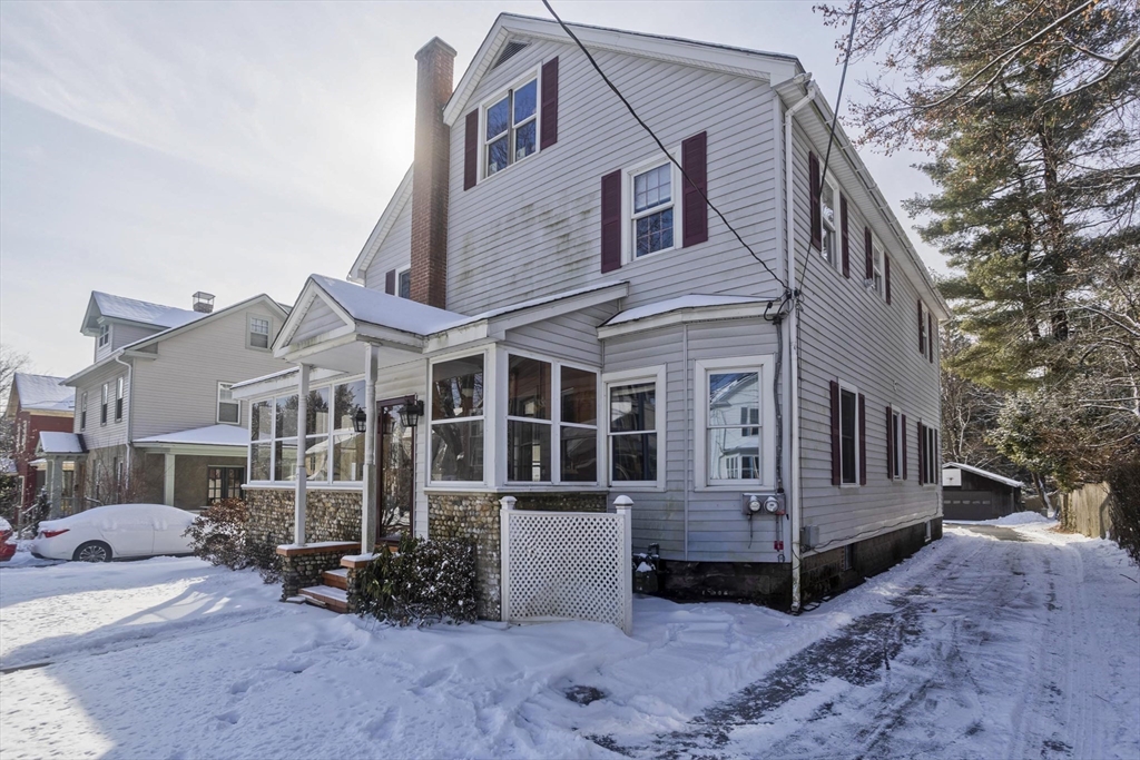 17 Harlow Ave