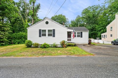Photo of 83 Lakeshore Dr, Georgetown, MA 01833 (MLS # 73541319)