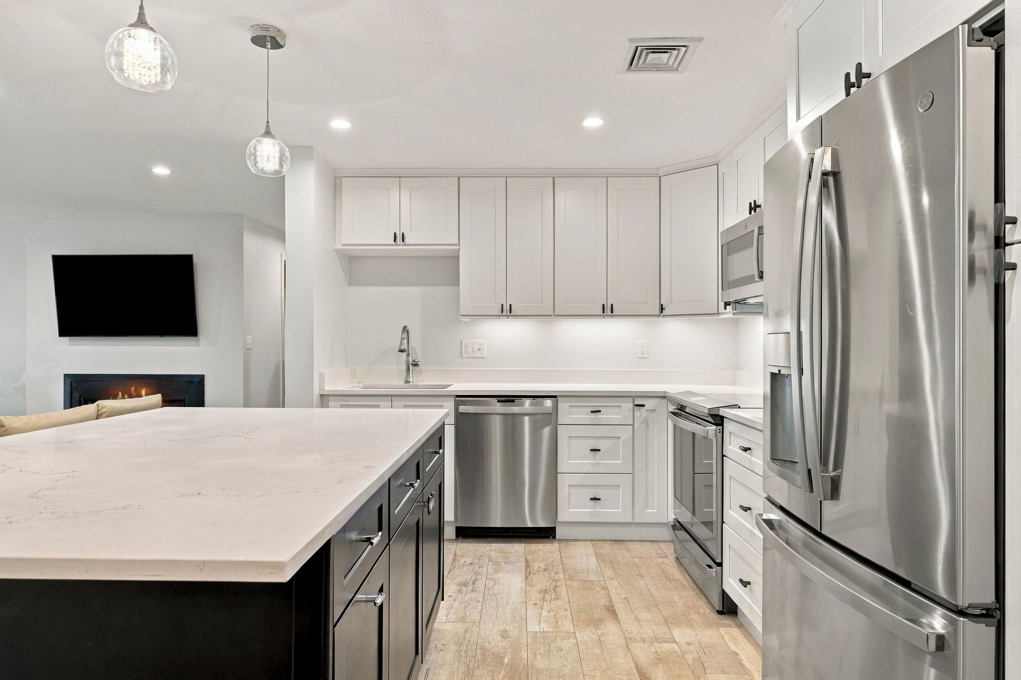1 Washington St 101