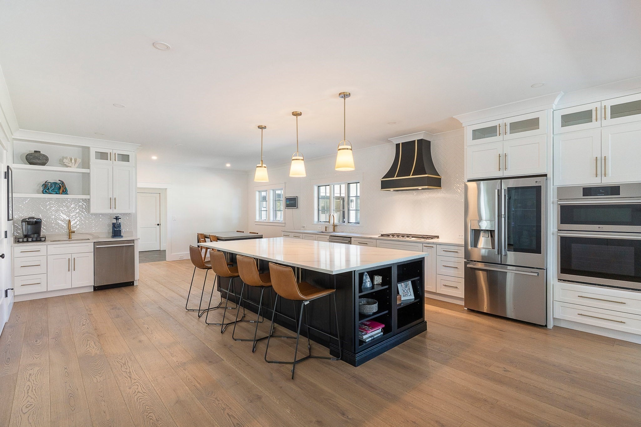 5 Travis Rd, Natick, MA Photo #4
