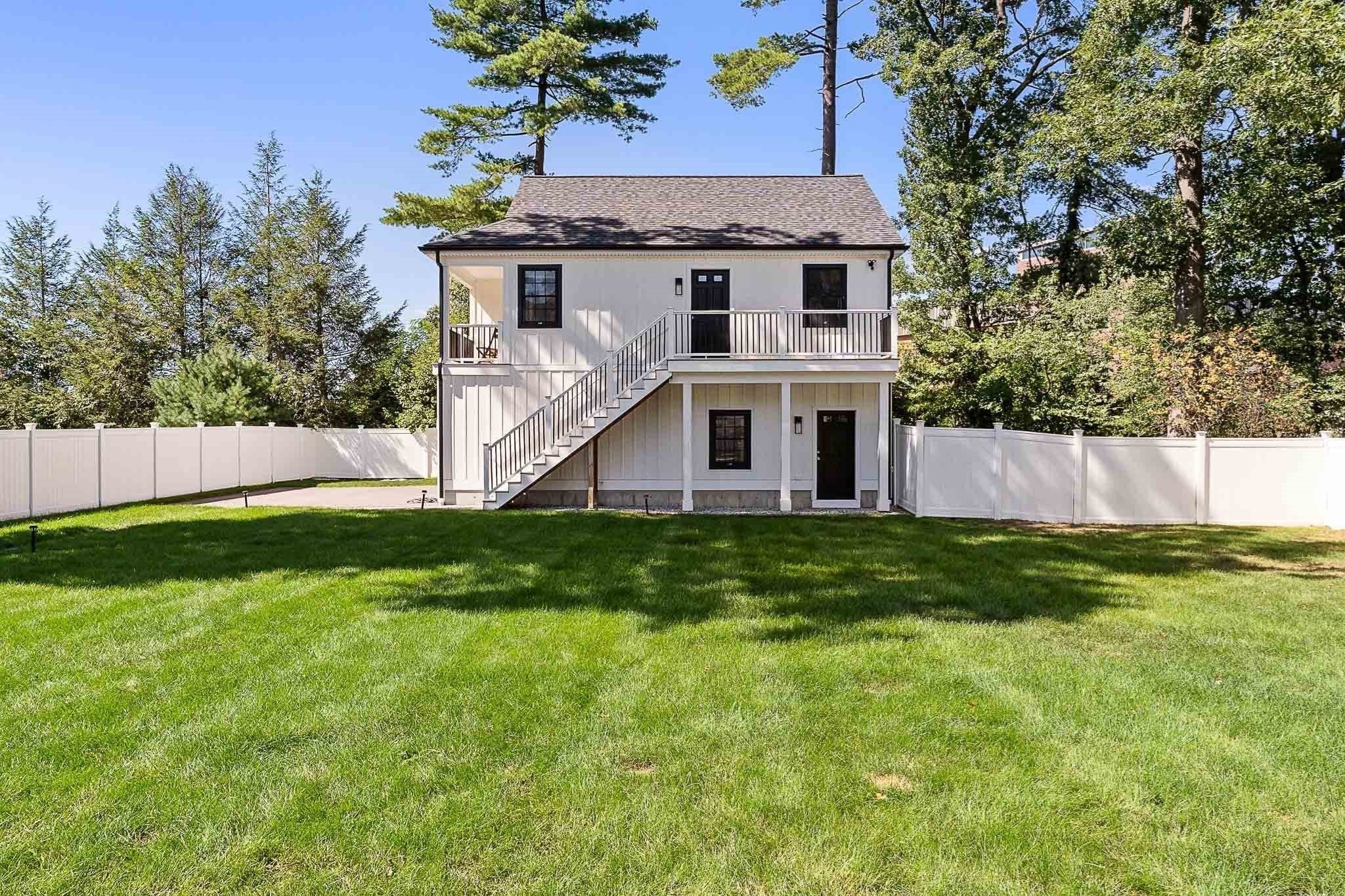 5 Travis Rd, Natick, MA Photo #34