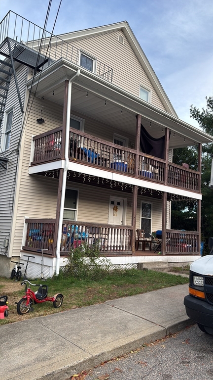 6 Rayner St