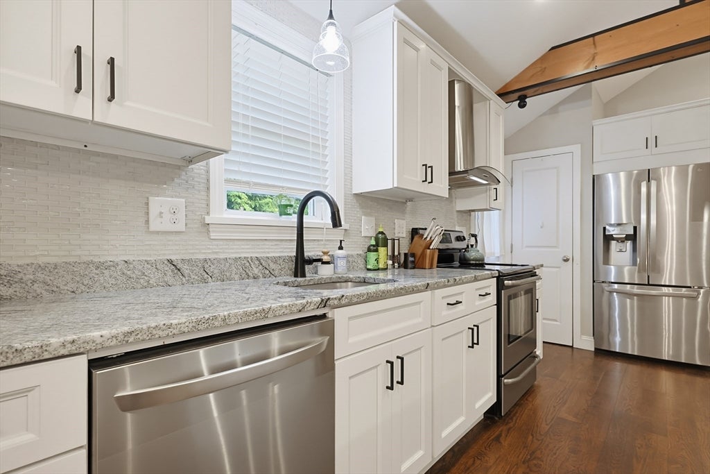19 Knoll Road, Hopkinton, MA, 19 Knoll Road, Hopkinton, MA Photo #5
