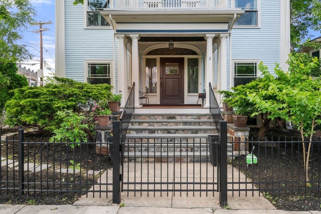 2 Florence St