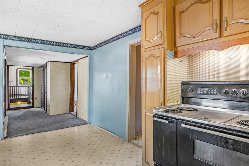 162 Arcadia Blvd, Springfield, MA, 162 Arcadia Blvd, Springfield, MA Photo #13