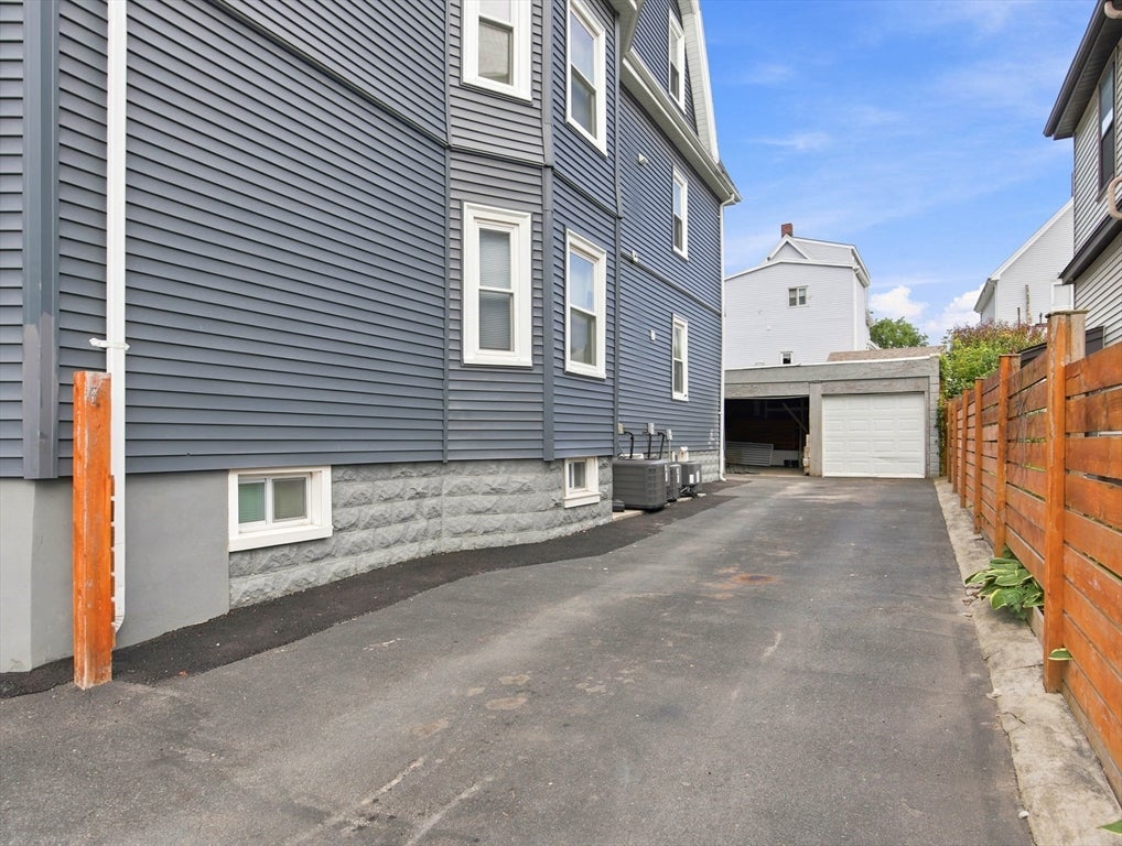 69-71 Swan Street