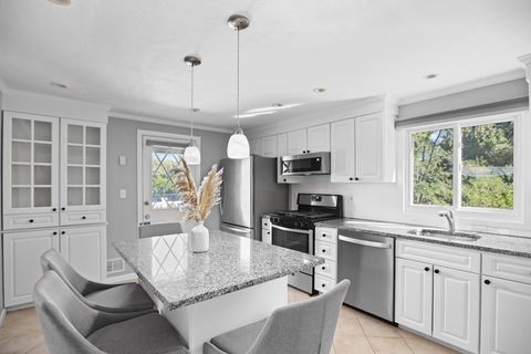 6 Saugus Avenue A Saugus MA 01906